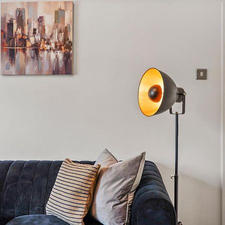 Stylish Maisonette Near The Heath With Free Parking & Wi-Fi Maidstone Exterior foto