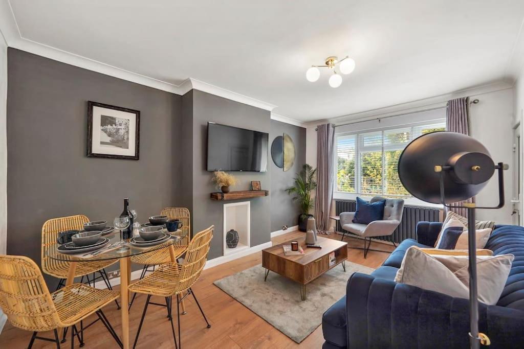Stylish Maisonette Near The Heath With Free Parking & Wi-Fi Maidstone Exterior foto