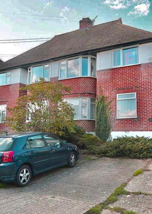 Stylish Maisonette Near The Heath With Free Parking & Wi-Fi Maidstone Exterior foto